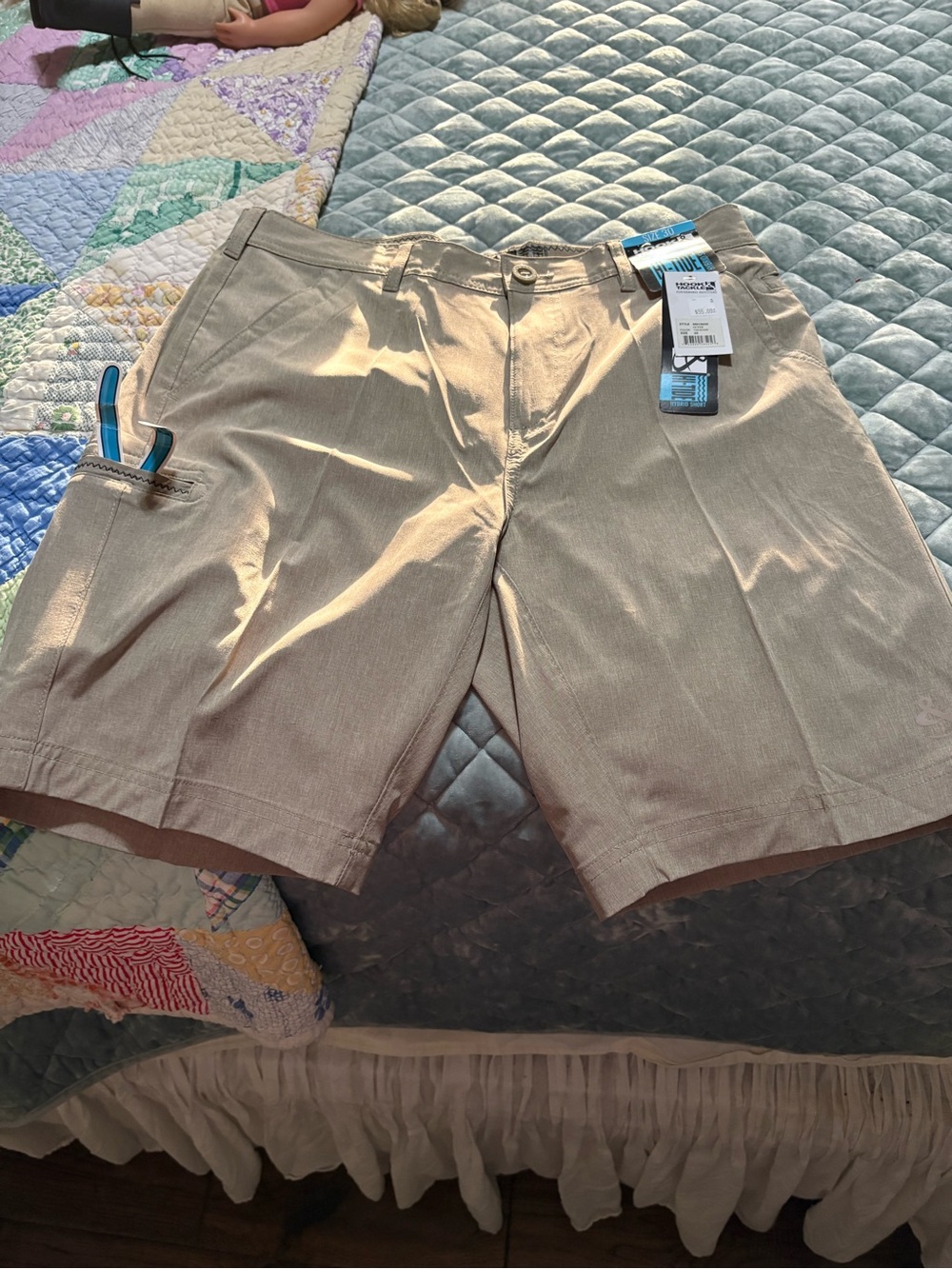Men's Tan Cargo Shorts with Tool Pocket